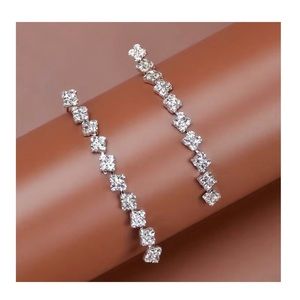 WHITE RHINESTONE EARRINGS